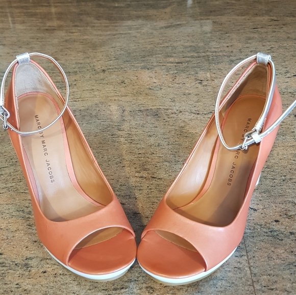 Marc by marc jacobs orange/silver pumps - Picture 3 of 6